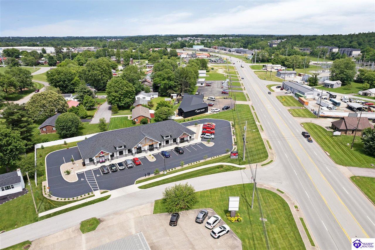 Listing Picture 1750 Leitchfield Road Elizabethtown, KY 42701 MLS HK25002113