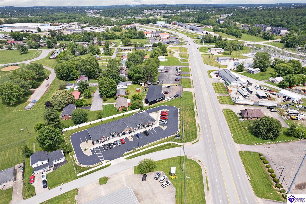 Listing Picture 1750 Leitchfield Road Elizabethtown, KY 42701 MLS HK25002113