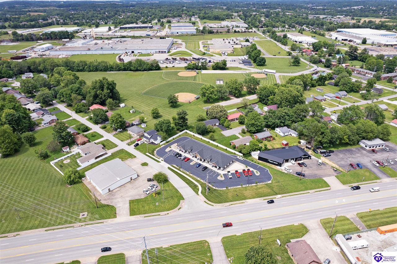 Listing Picture 1750 Leitchfield Road Elizabethtown, KY 42701 MLS HK25002113