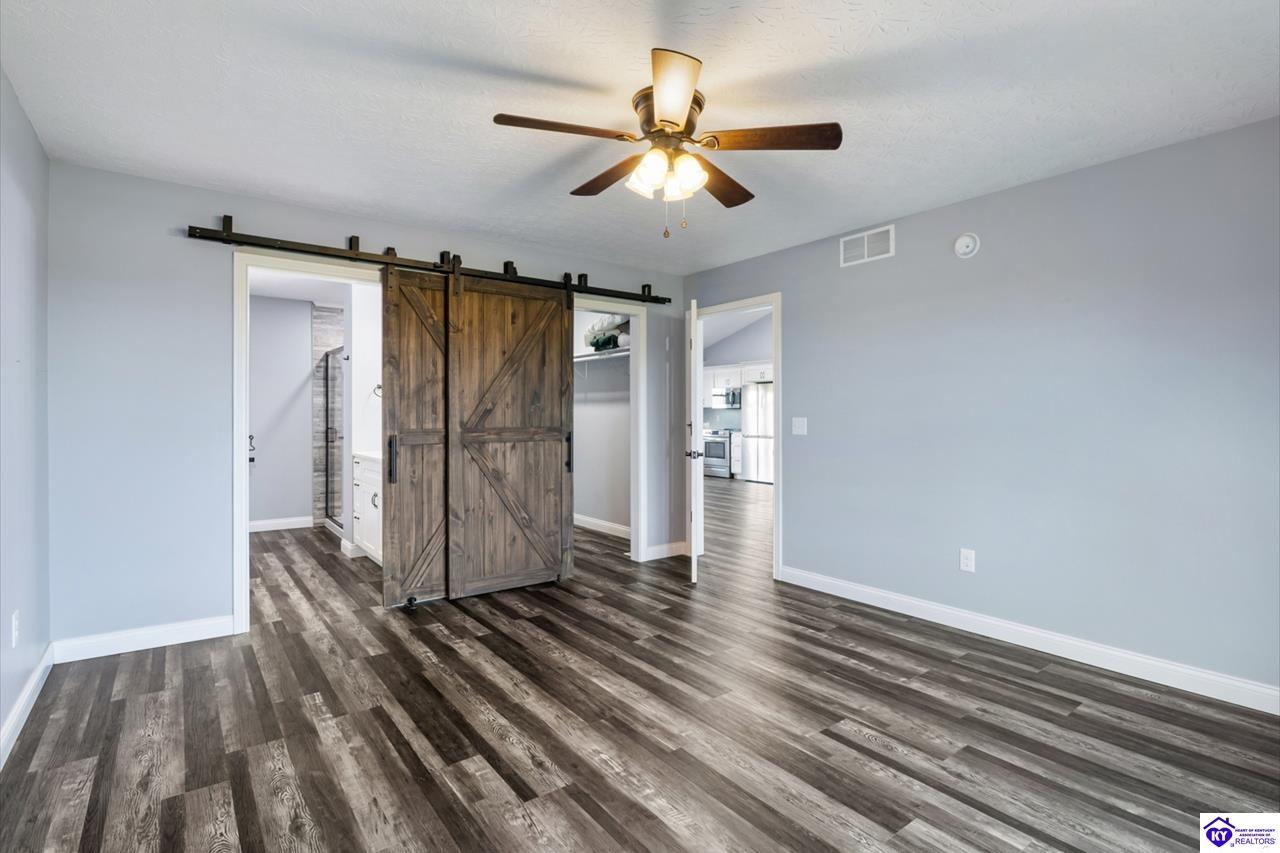 Listing Picture 760 Leafdale Road Hodgenville, KY 42748 MLS HK25002146