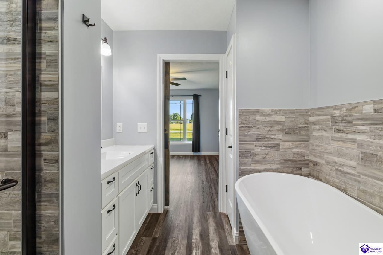 Listing Picture 760 Leafdale Road Hodgenville, KY 42748 MLS HK25002146