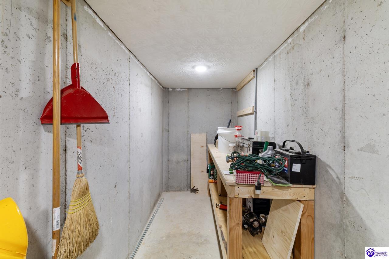 Listing Picture 760 Leafdale Road Hodgenville, KY 42748 MLS HK25002146