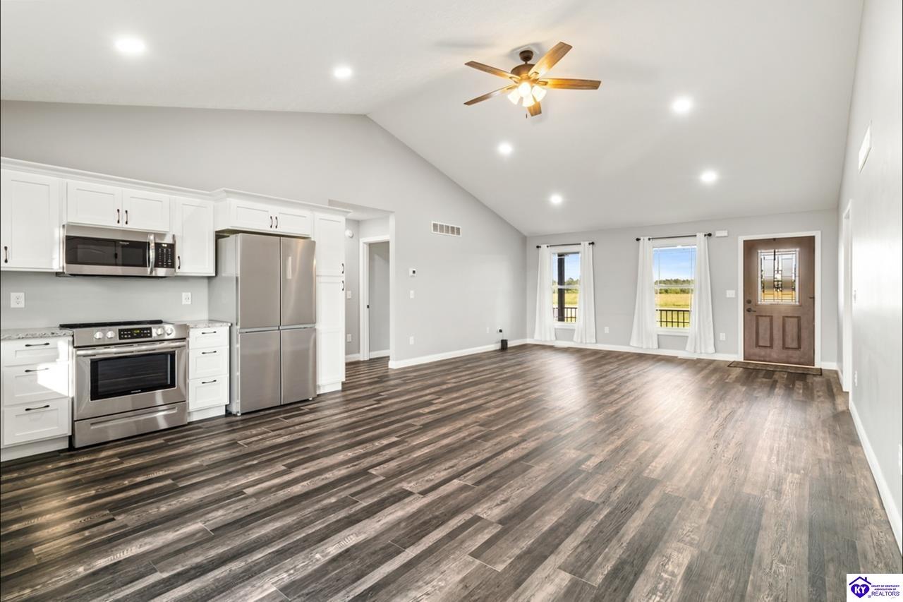 Listing Picture 760 Leafdale Road Hodgenville, KY 42748 MLS HK25002146