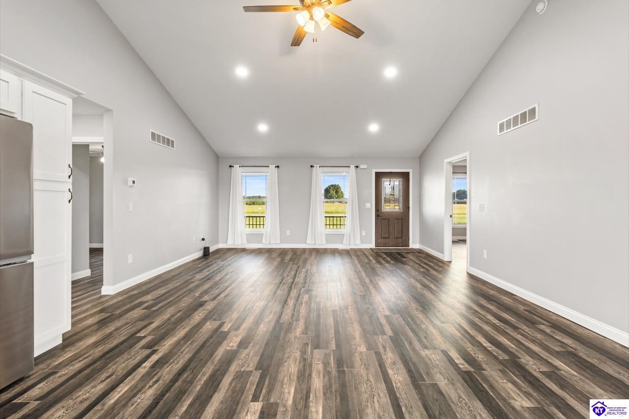 Listing Picture 760 Leafdale Road Hodgenville, KY 42748 MLS HK25002146