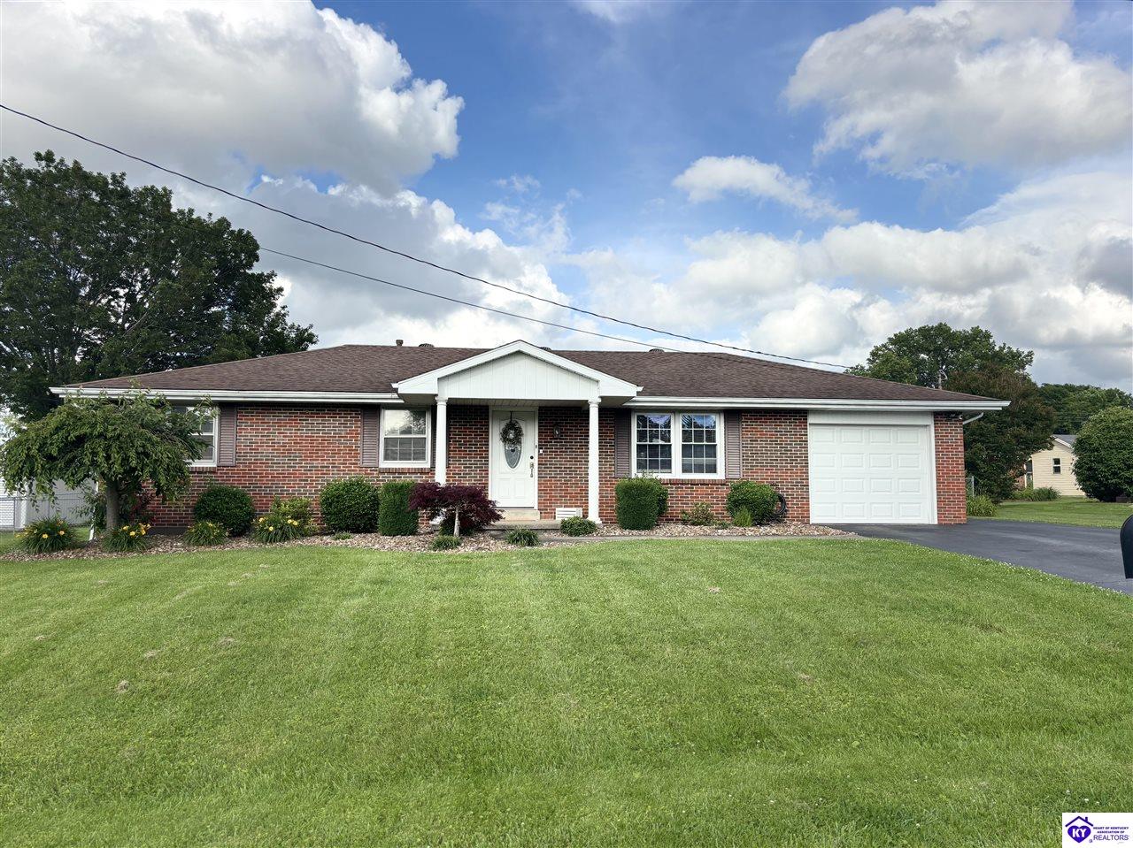 906 Gardenia DriveCampbellsville, KY 42718