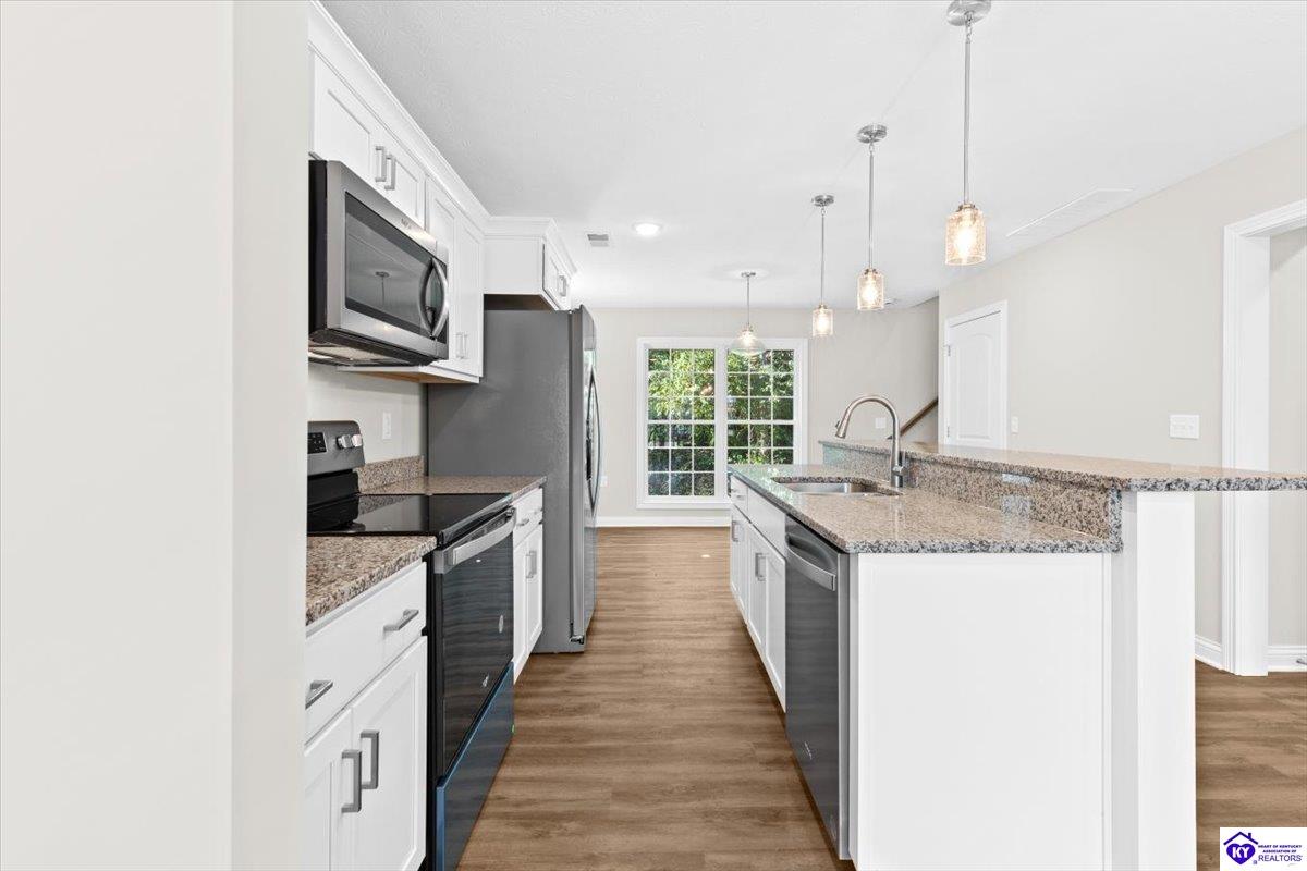 Listing Picture 404 Sandy Circle Elizabethtown, KY 42701 MLS HK25002152