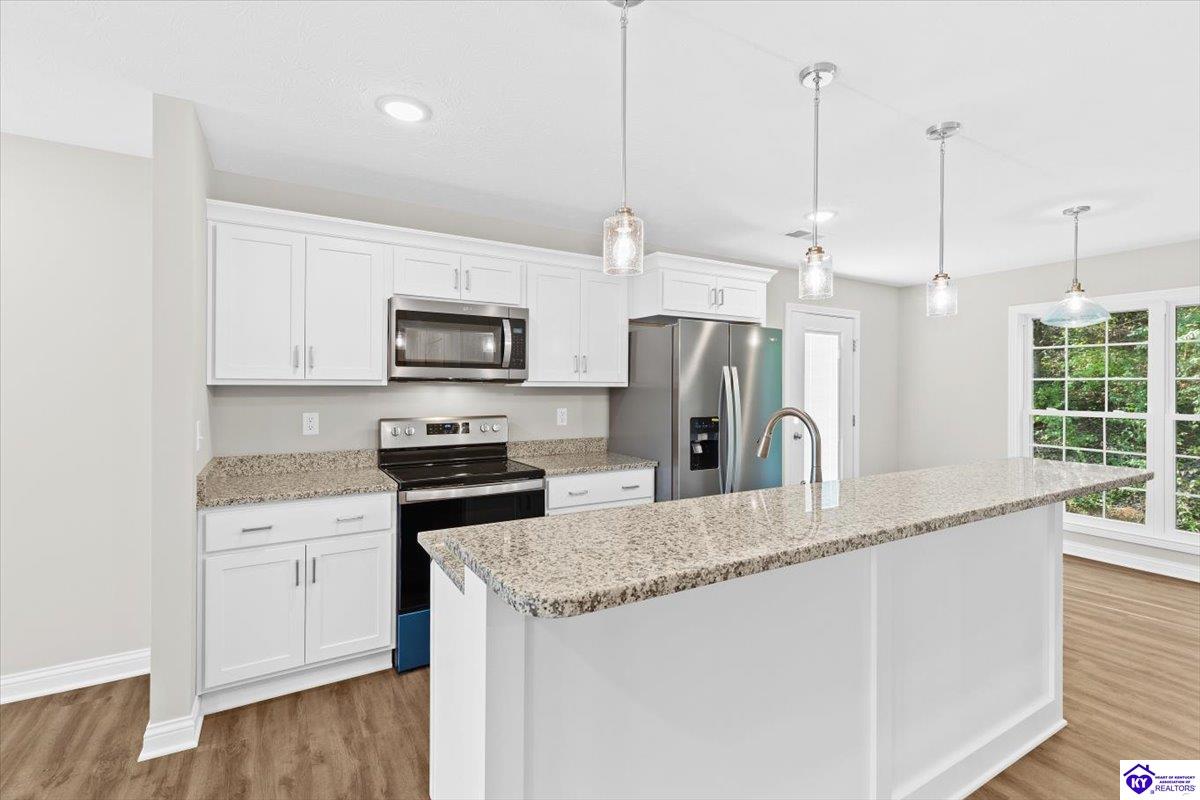 Listing Picture 404 Sandy Circle Elizabethtown, KY 42701 MLS HK25002152