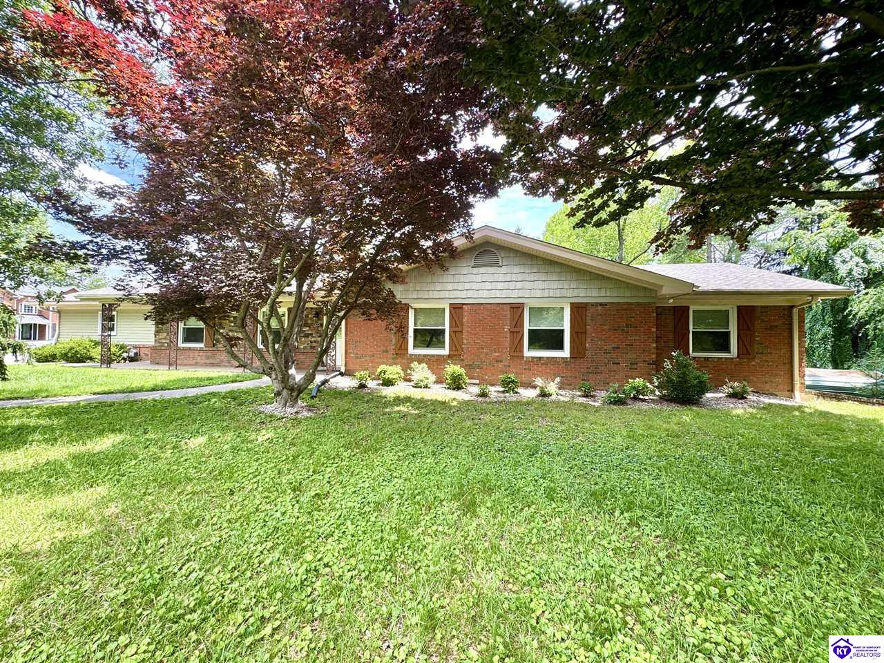 302 Pinecrest DriveElizabethtown, KY 42701