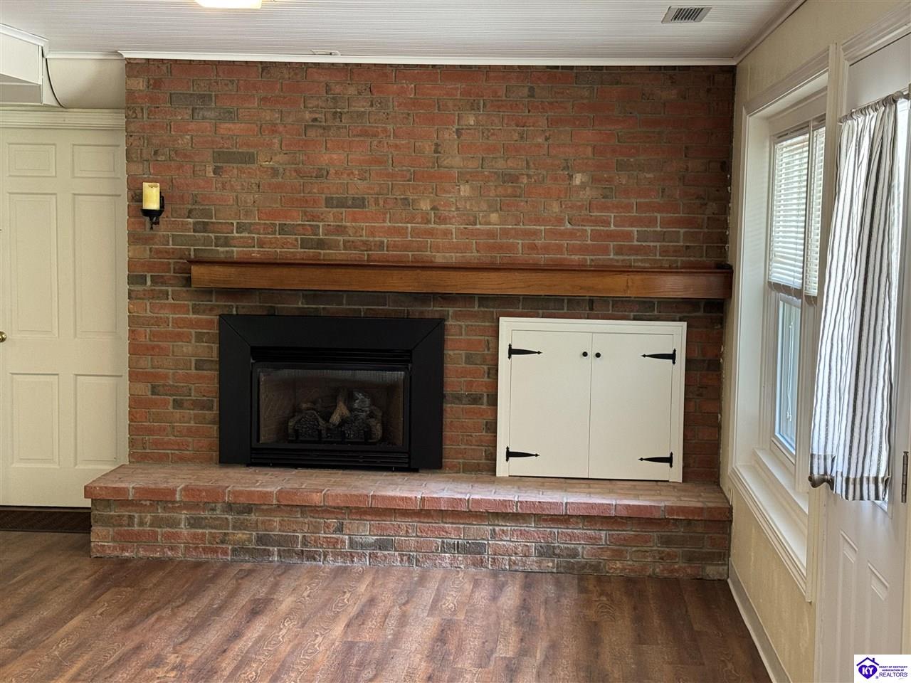 Listing Picture 302 Pinecrest Drive Elizabethtown, KY 42701 MLS HK25002169