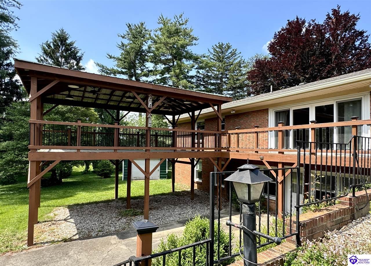 Listing Picture 302 Pinecrest Drive Elizabethtown, KY 42701 MLS HK25002169