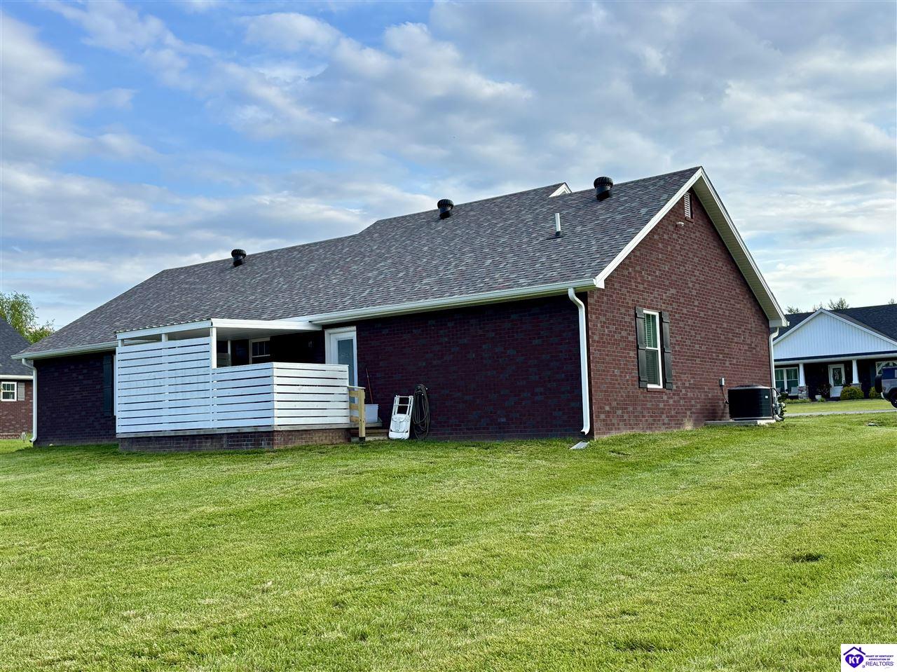 Listing Picture 38 Highview Drive Campbellsville, KY 42718 MLS HK25002193