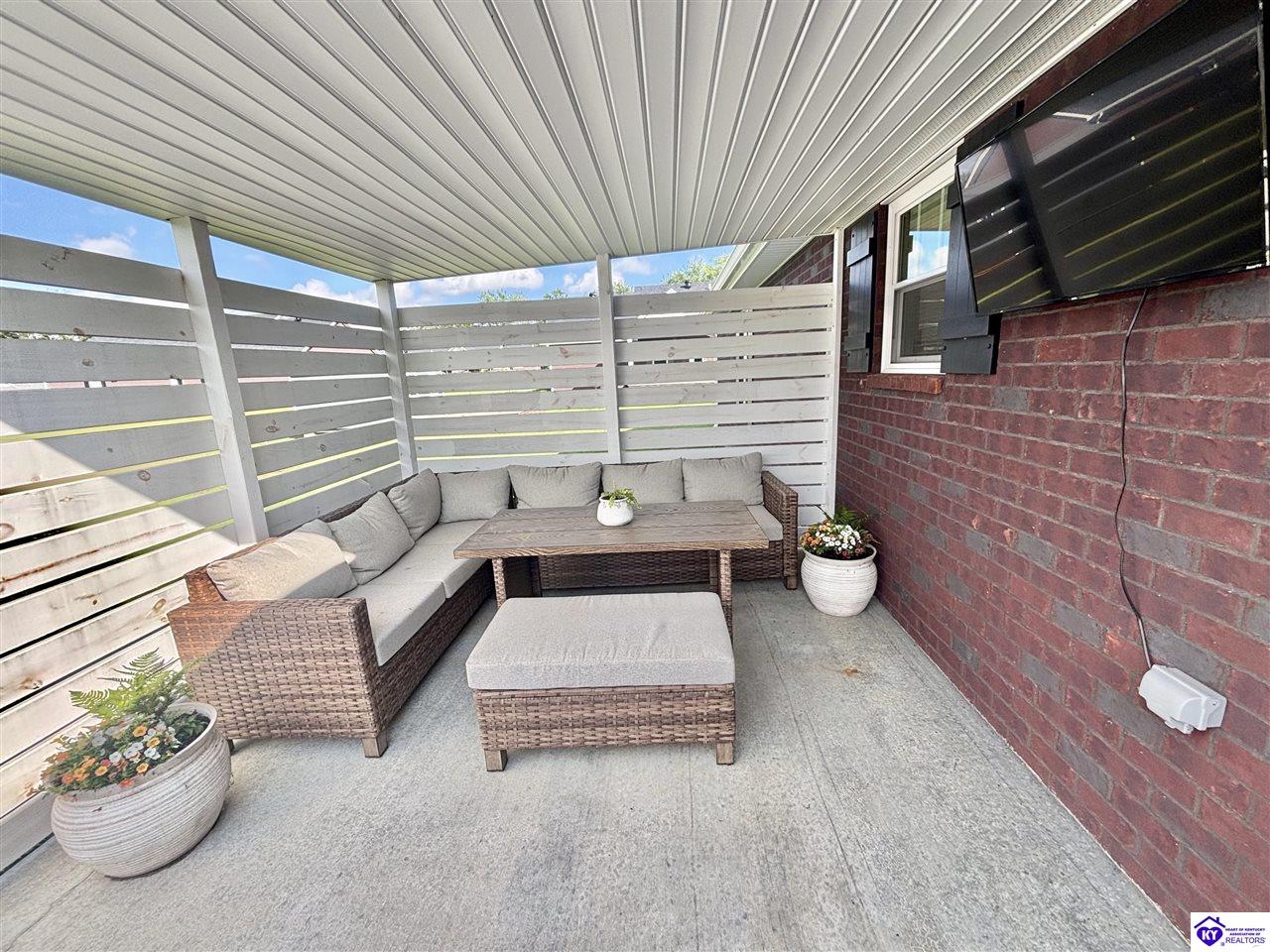 Listing Picture 38 Highview Drive Campbellsville, KY 42718 MLS HK25002193