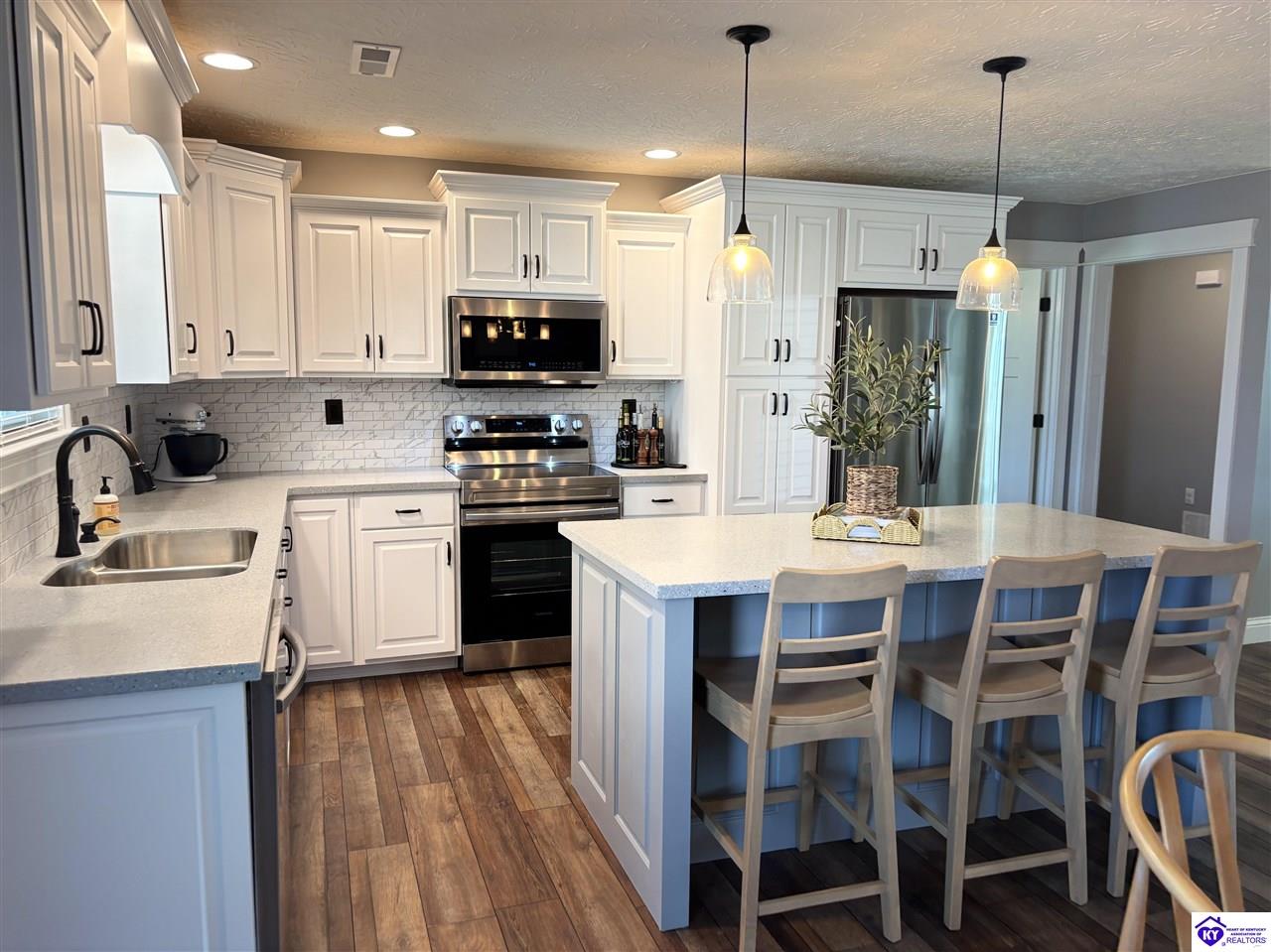 Listing Picture 38 Highview Drive Campbellsville, KY 42718 MLS HK25002193