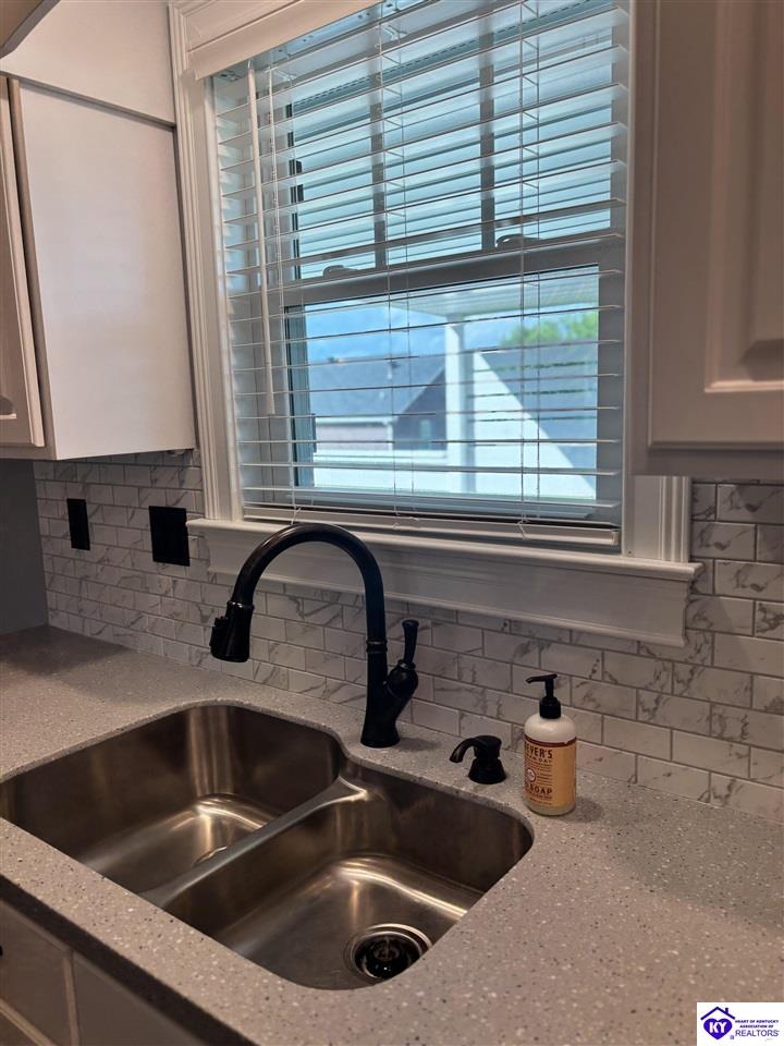 Listing Picture 38 Highview Drive Campbellsville, KY 42718 MLS HK25002193