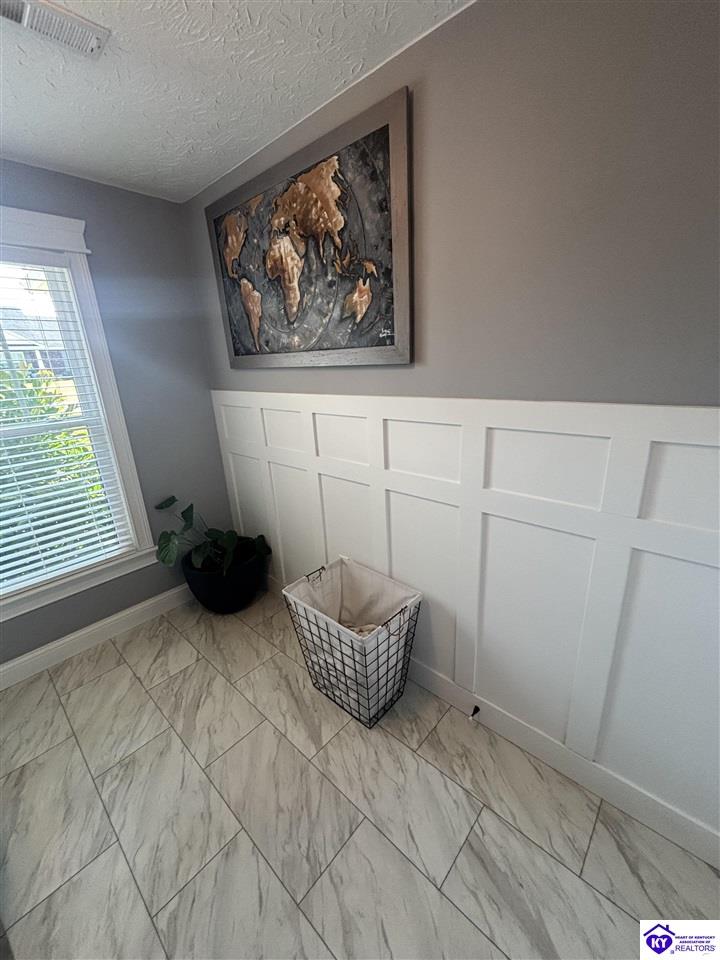 Listing Picture 38 Highview Drive Campbellsville, KY 42718 MLS HK25002193