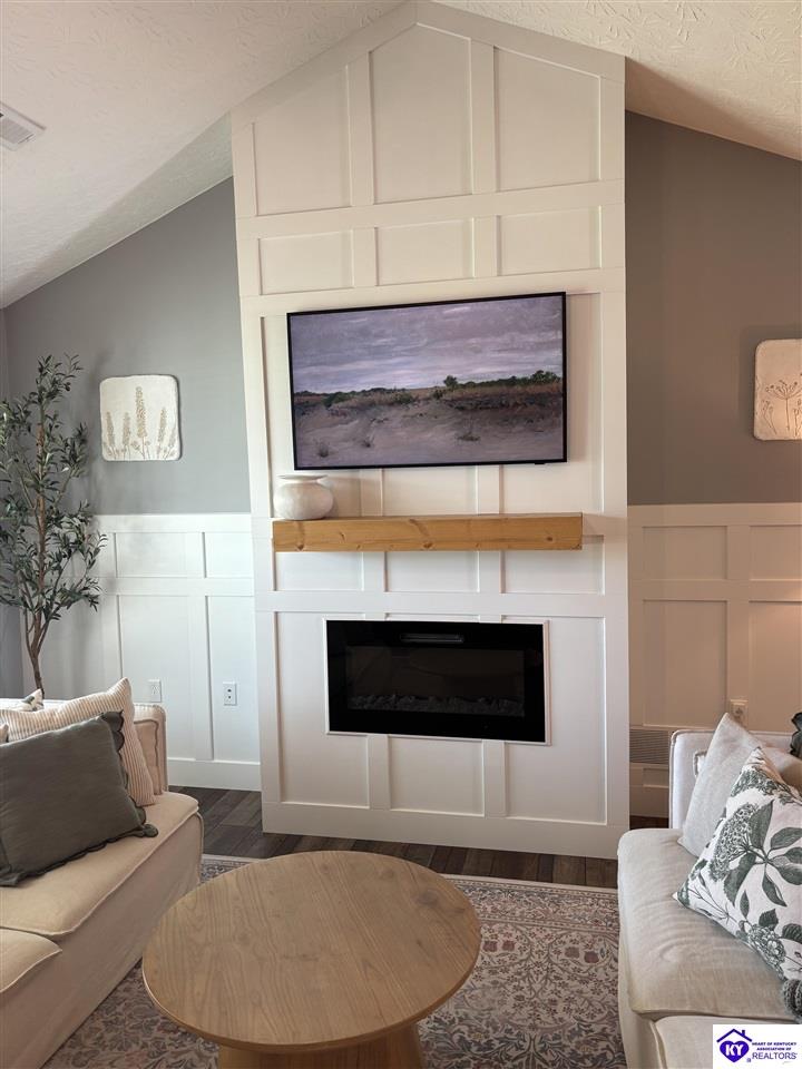 Listing Picture 38 Highview Drive Campbellsville, KY 42718 MLS HK25002193