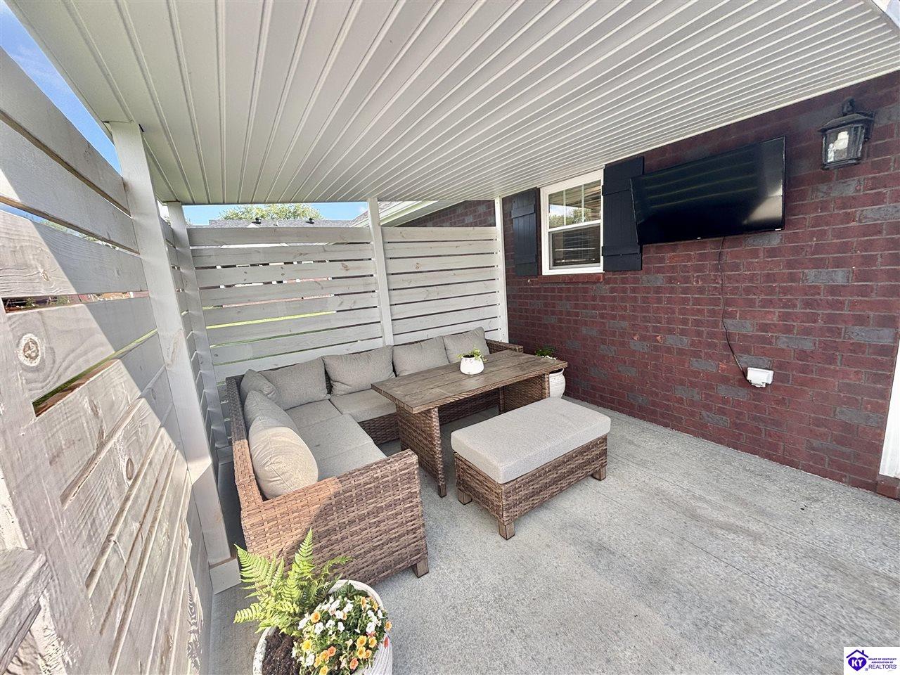 Listing Picture 38 Highview Drive Campbellsville, KY 42718 MLS HK25002193