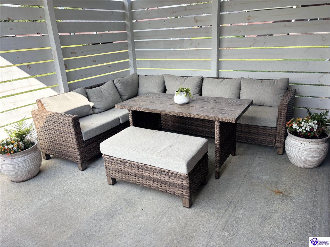 Listing Picture 38 Highview Drive Campbellsville, KY 42718 MLS HK25002193