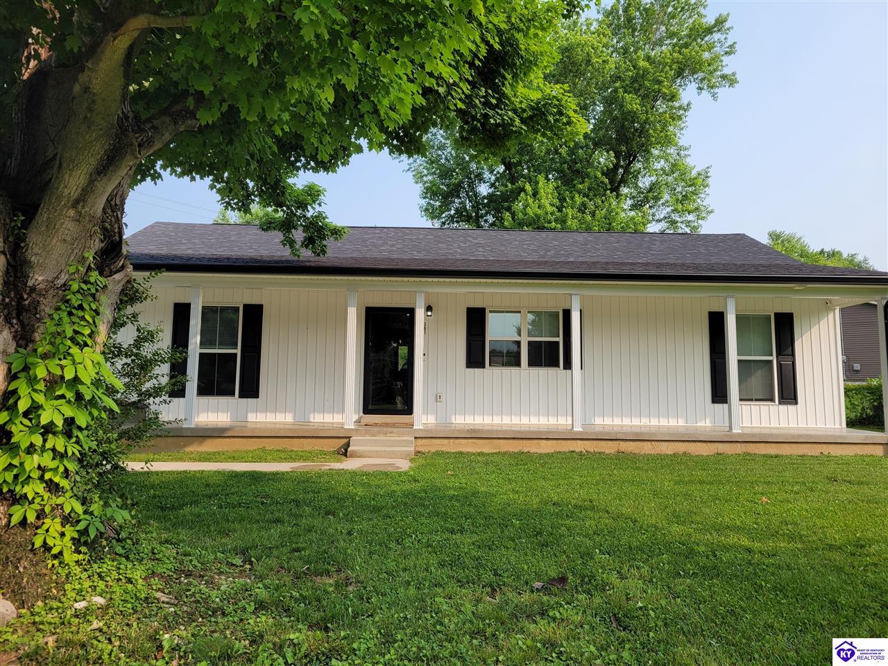 301 Edgebrook DriveVine Grove, KY 40175