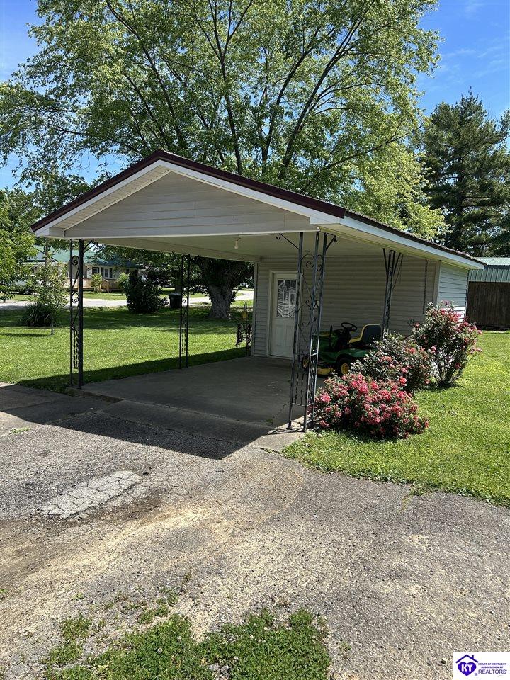 Listing Picture 201 Leitchfield Road Hardinsburg, KY 40143 MLS HK25002202