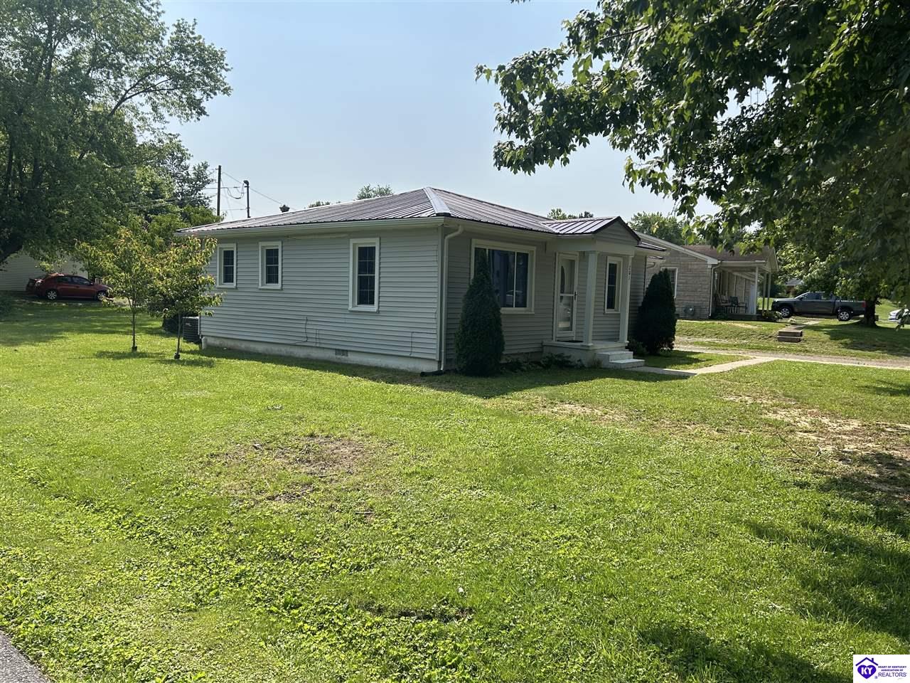 Listing Picture 201 Leitchfield Road Hardinsburg, KY 40143 MLS HK25002202