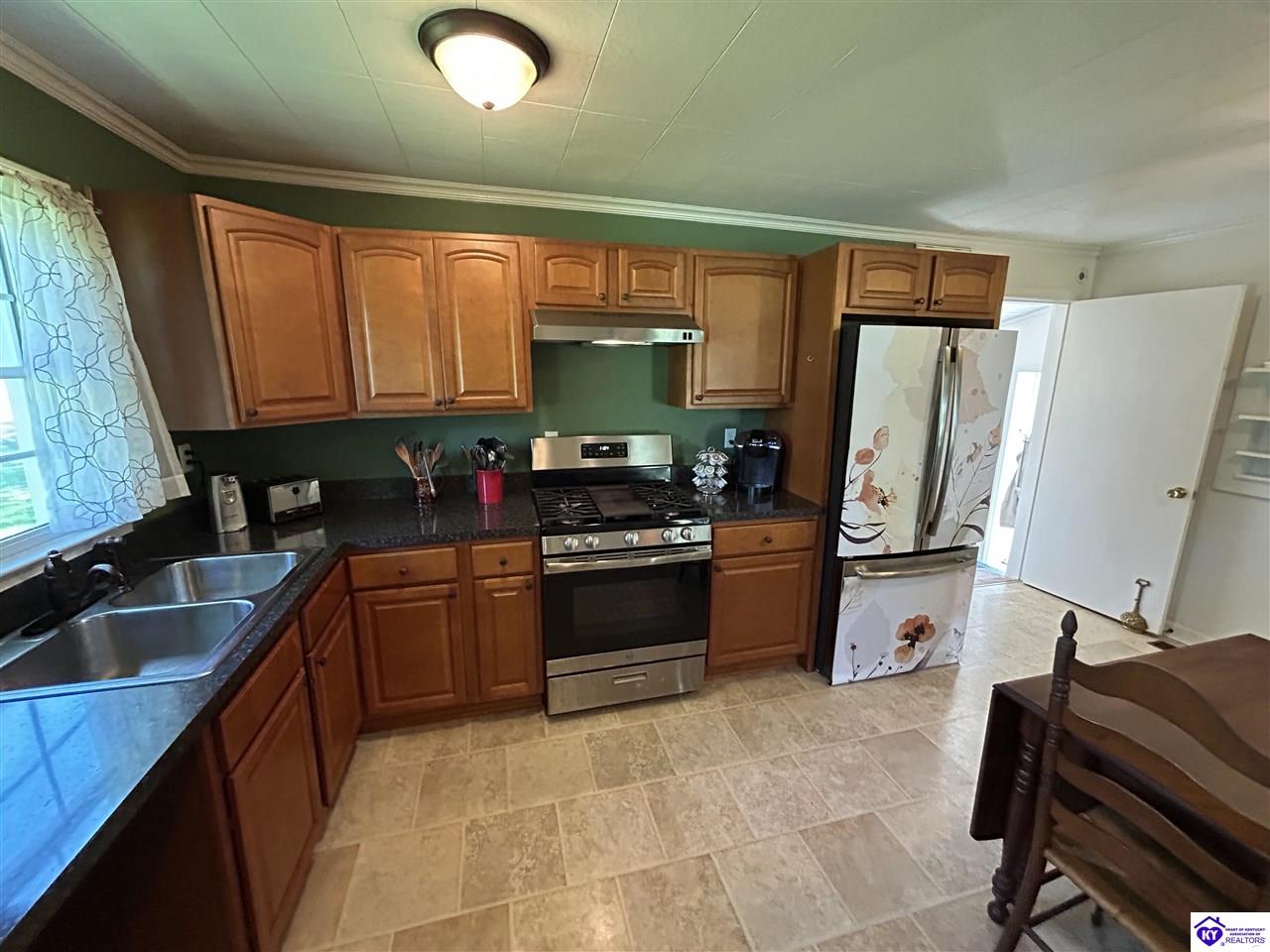 Listing Picture 201 Leitchfield Road Hardinsburg, KY 40143 MLS HK25002202