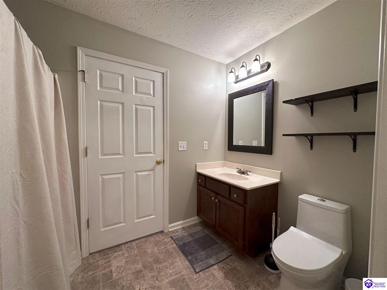 Listing Picture 70 Shipp Lane Glendale, KY 42740 MLS HK25002219