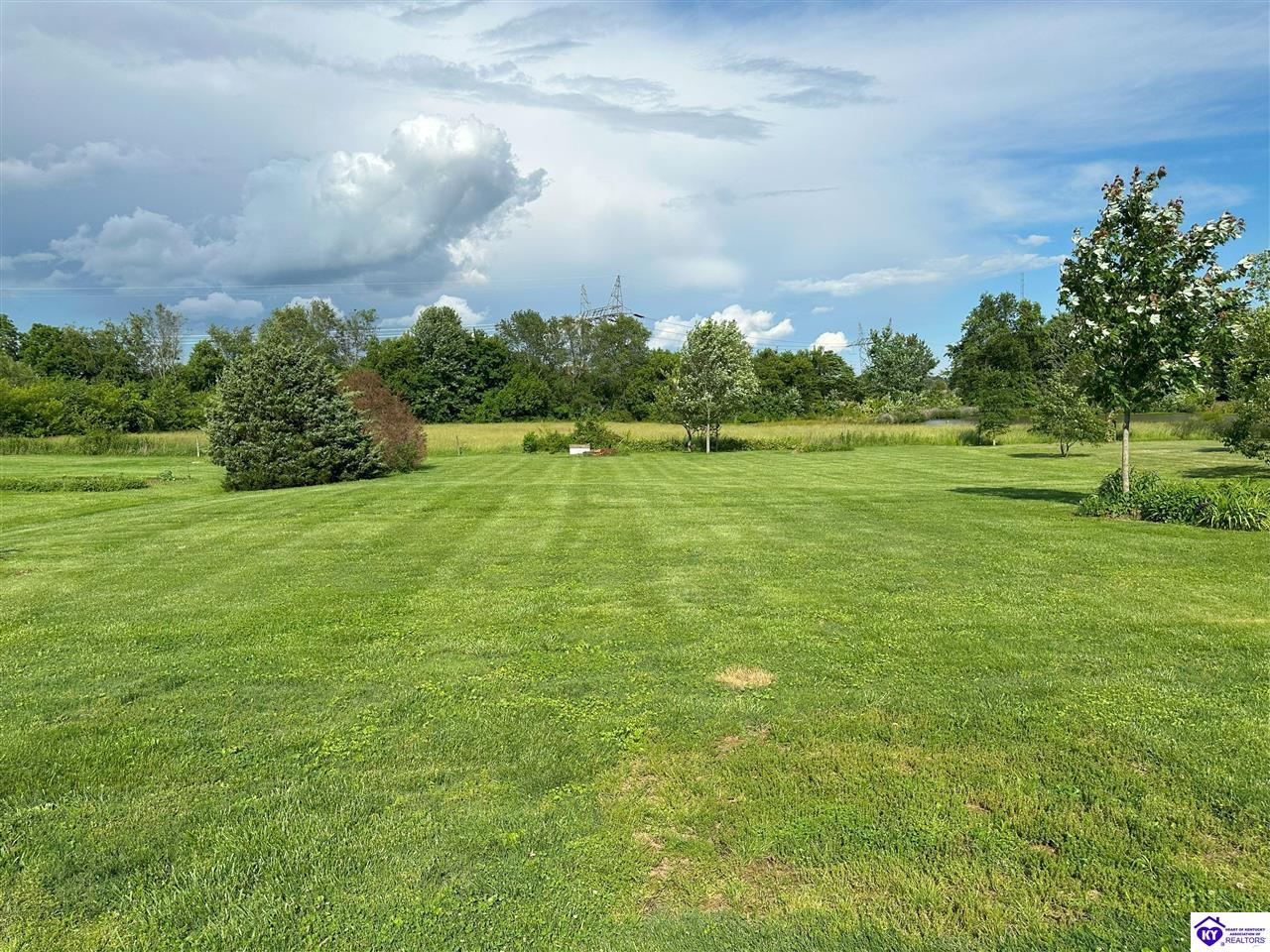 Listing Picture 70 Shipp Lane Glendale, KY 42740 MLS HK25002219