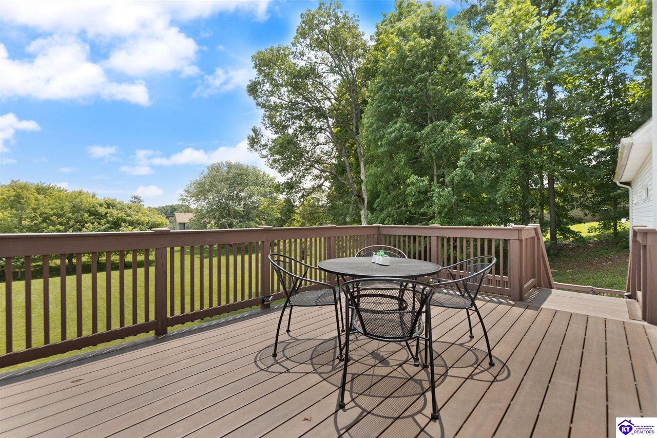 Listing Picture 404 Timber Lane Elizabethtown, KY 42701 MLS HK25002226