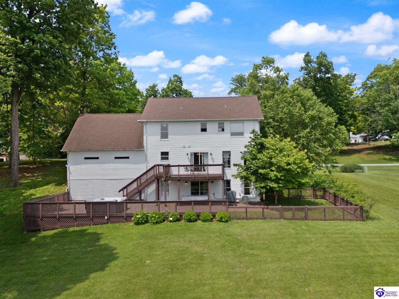 Listing Picture 404 Timber Lane Elizabethtown, KY 42701 MLS HK25002226