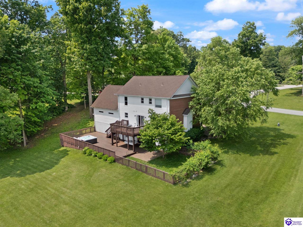 Listing Picture 404 Timber Lane Elizabethtown, KY 42701 MLS HK25002226