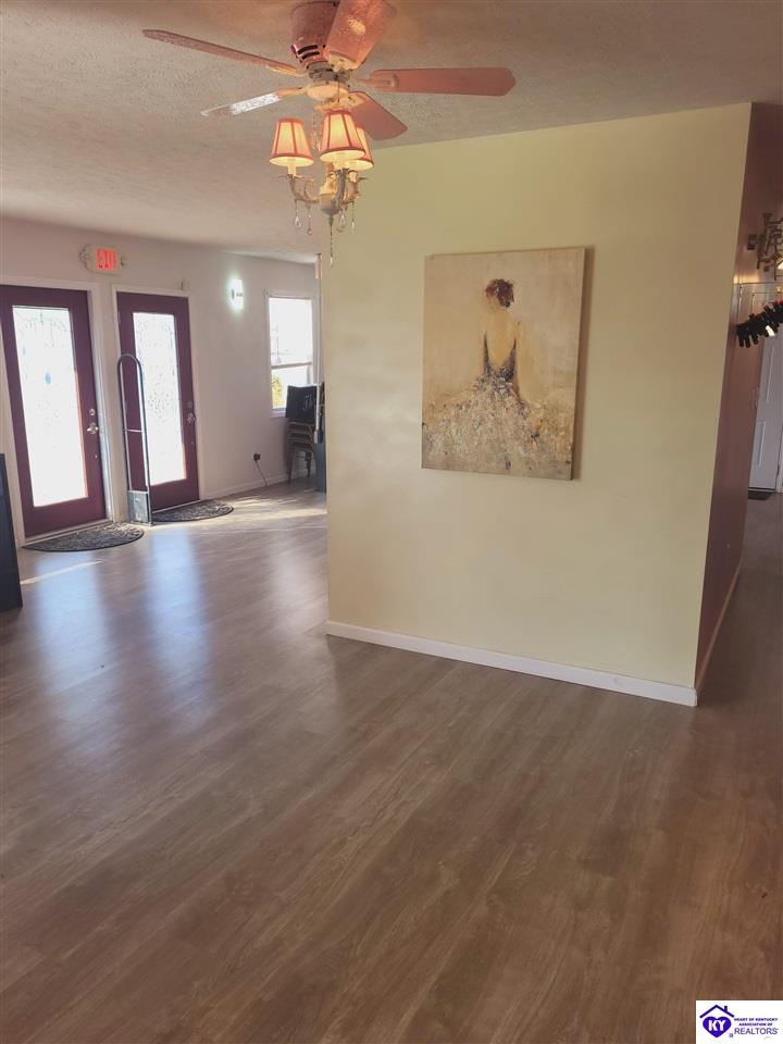 Listing Picture 8107 Blue Lick Road Louisville, KY 40219 MLS HK25002242