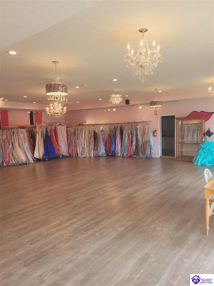 Listing Picture 8107 Blue Lick Road Louisville, KY 40219 MLS HK25002242