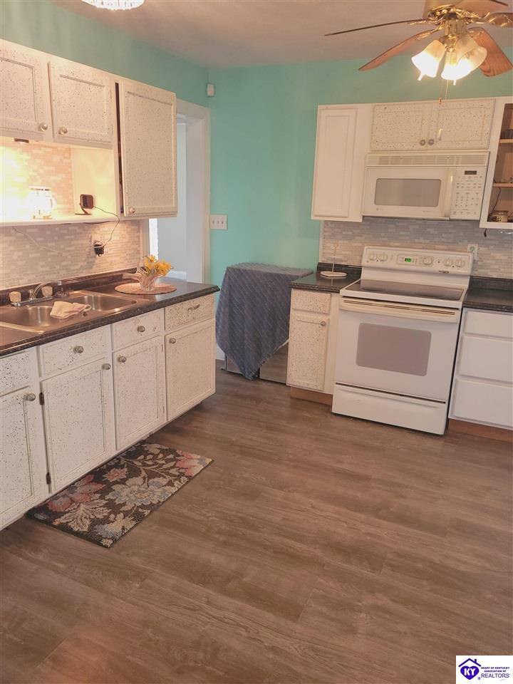 Listing Picture 8107 Blue Lick Road Louisville, KY 40219 MLS HK25002242