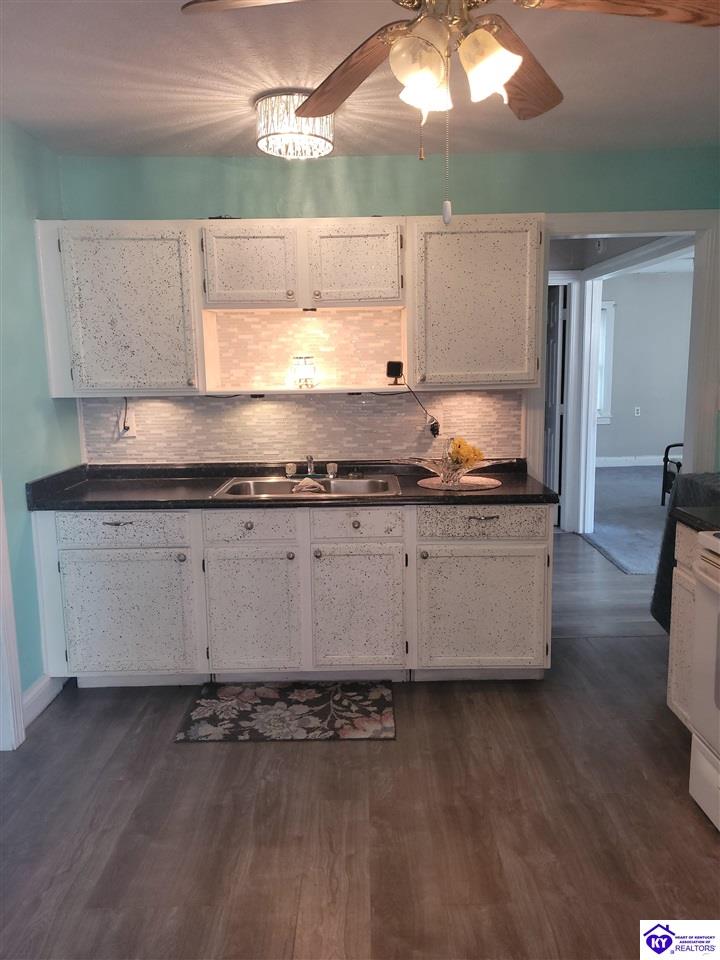 Listing Picture 8107 Blue Lick Road Louisville, KY 40219 MLS HK25002242