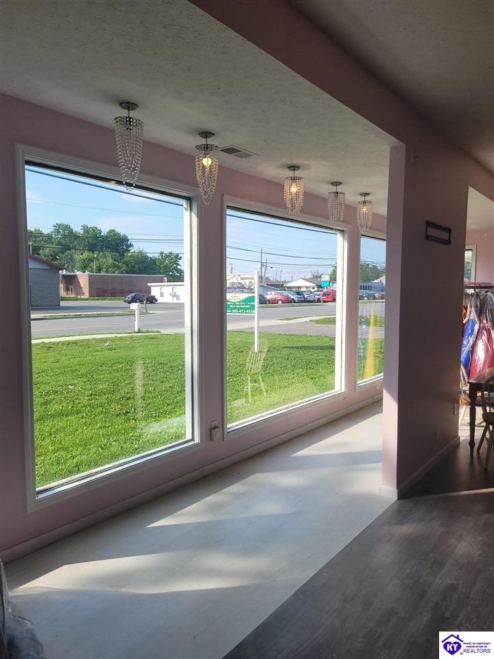 Listing Picture 8107 Blue Lick Road Louisville, KY 40219 MLS HK25002242