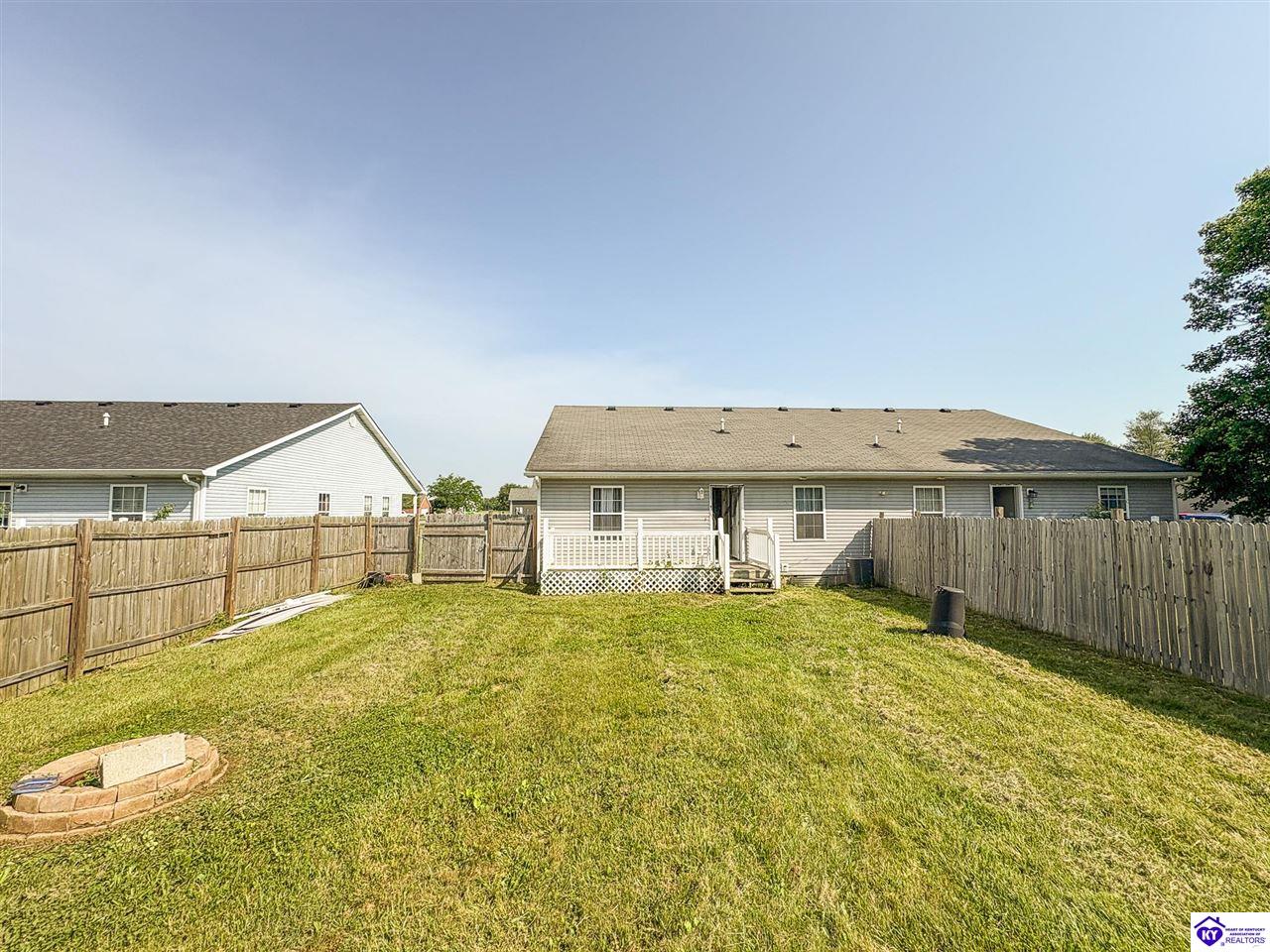 Listing Picture 114/116 Woebegona Way Hodgenville, KY 42748 MLS HK25002245