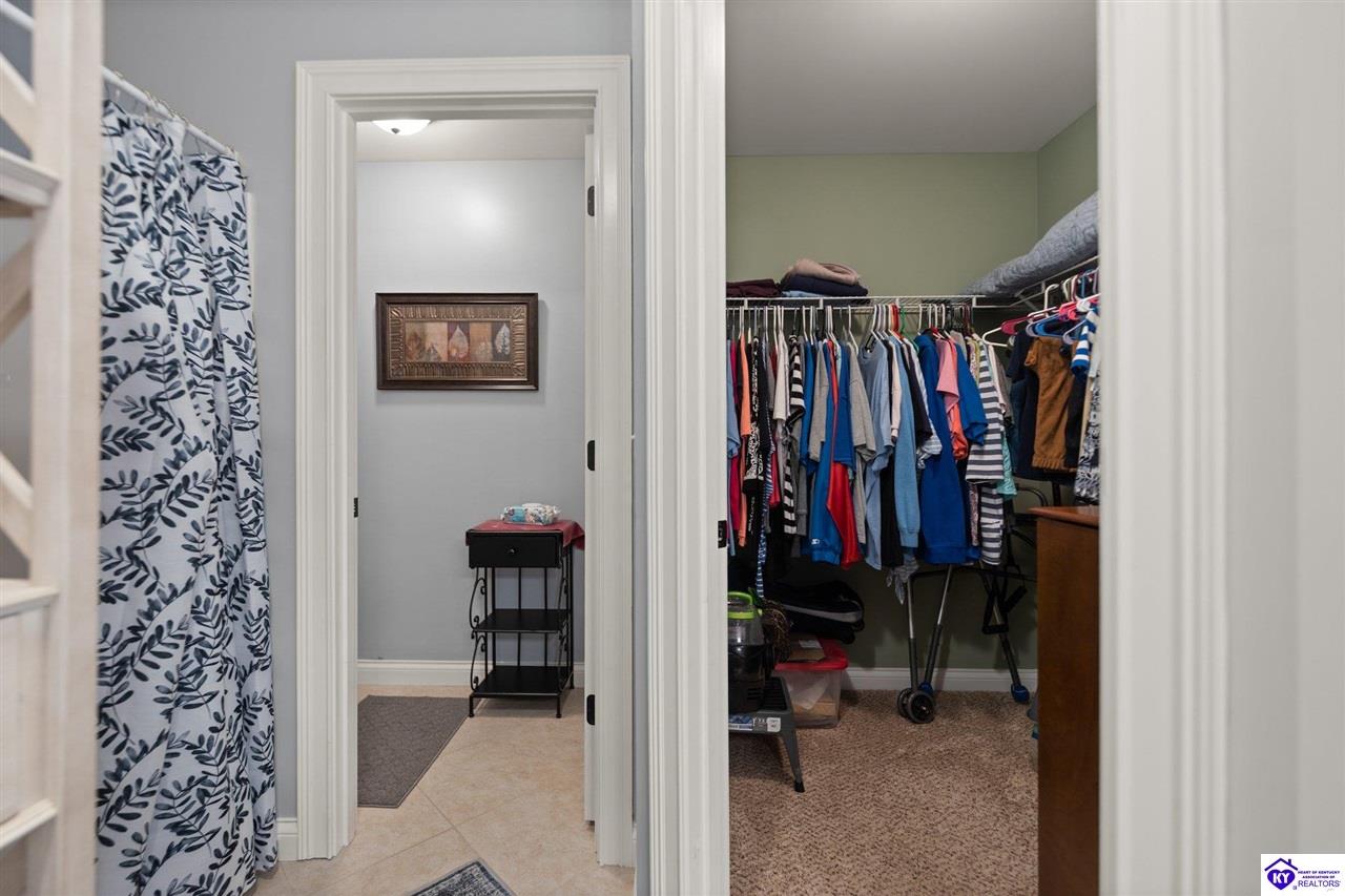 Listing Picture 466 Grand Canyon Drive Elizabethtown, KY 42701 MLS HK25002253