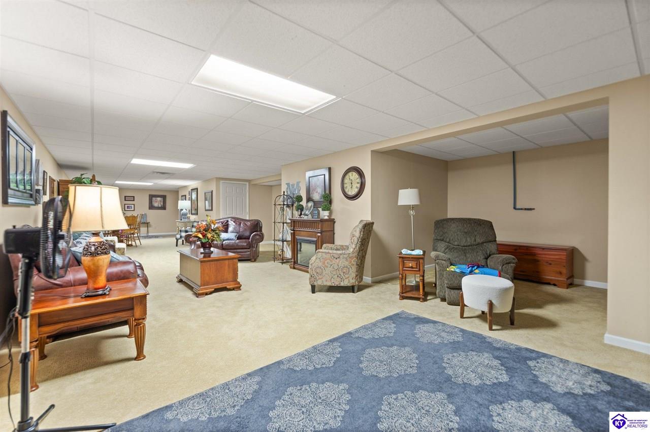 Listing Picture 466 Grand Canyon Drive Elizabethtown, KY 42701 MLS HK25002253