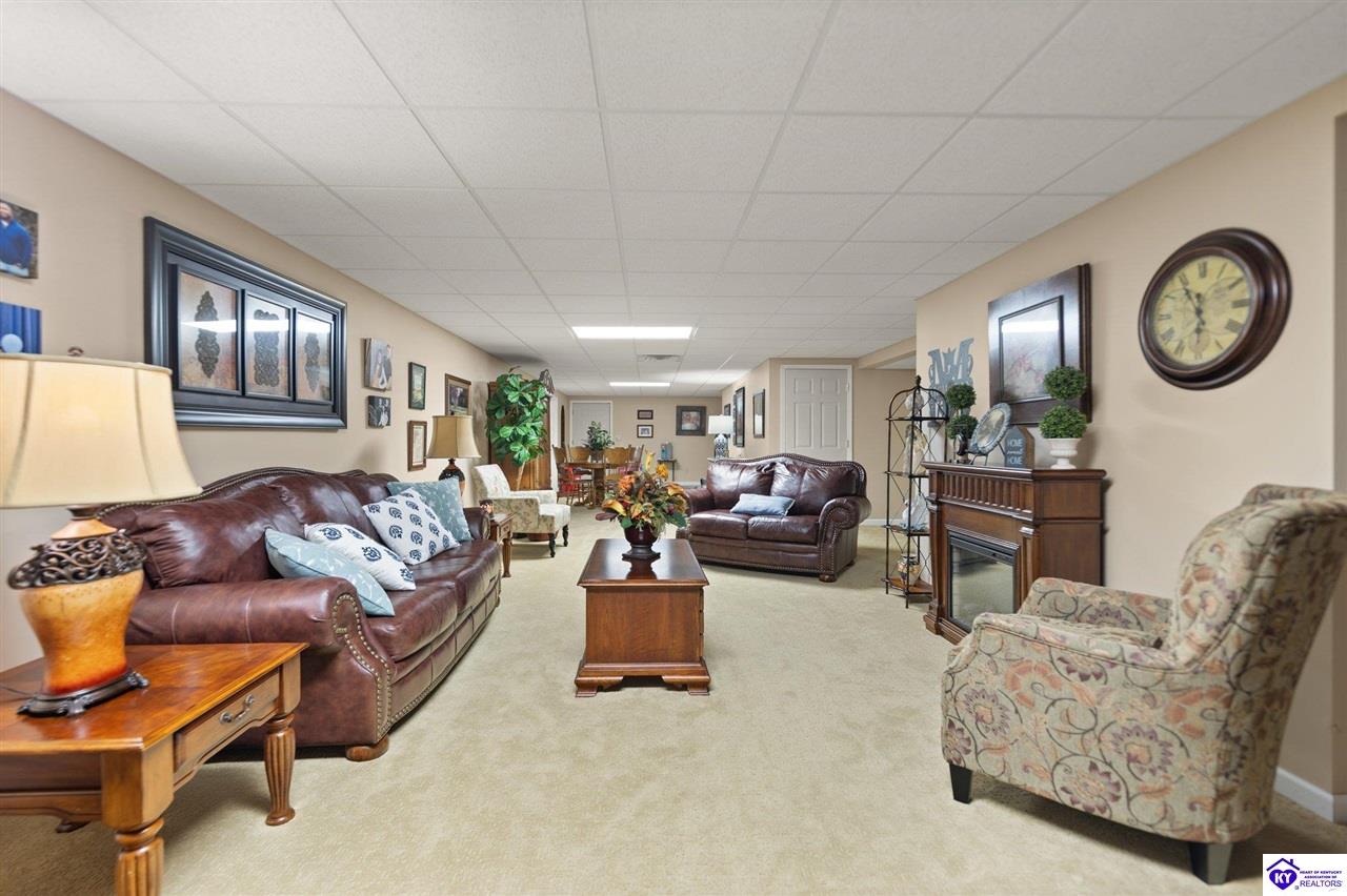 Listing Picture 466 Grand Canyon Drive Elizabethtown, KY 42701 MLS HK25002253