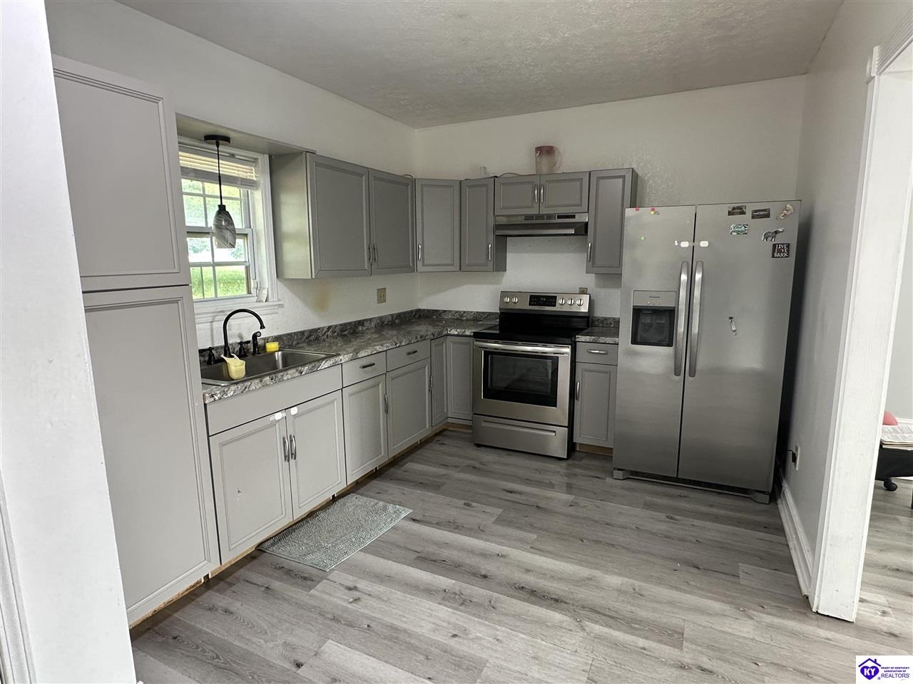 Listing Picture 1606 St John Road Elizabethtown, KY 42701 MLS HK25002258