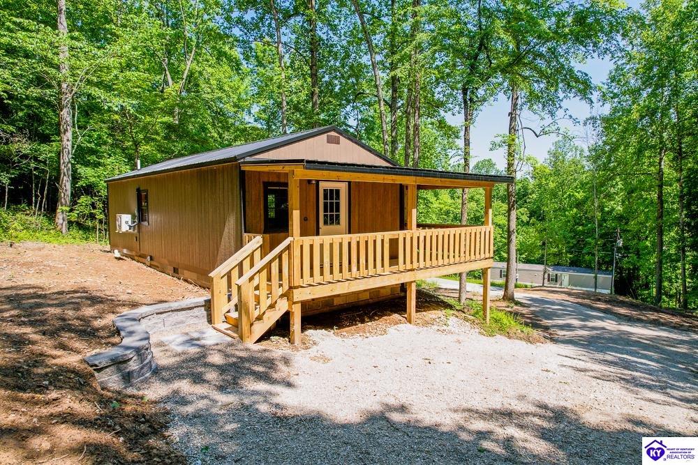 769 Waterview LaneCub Run, KY 42749