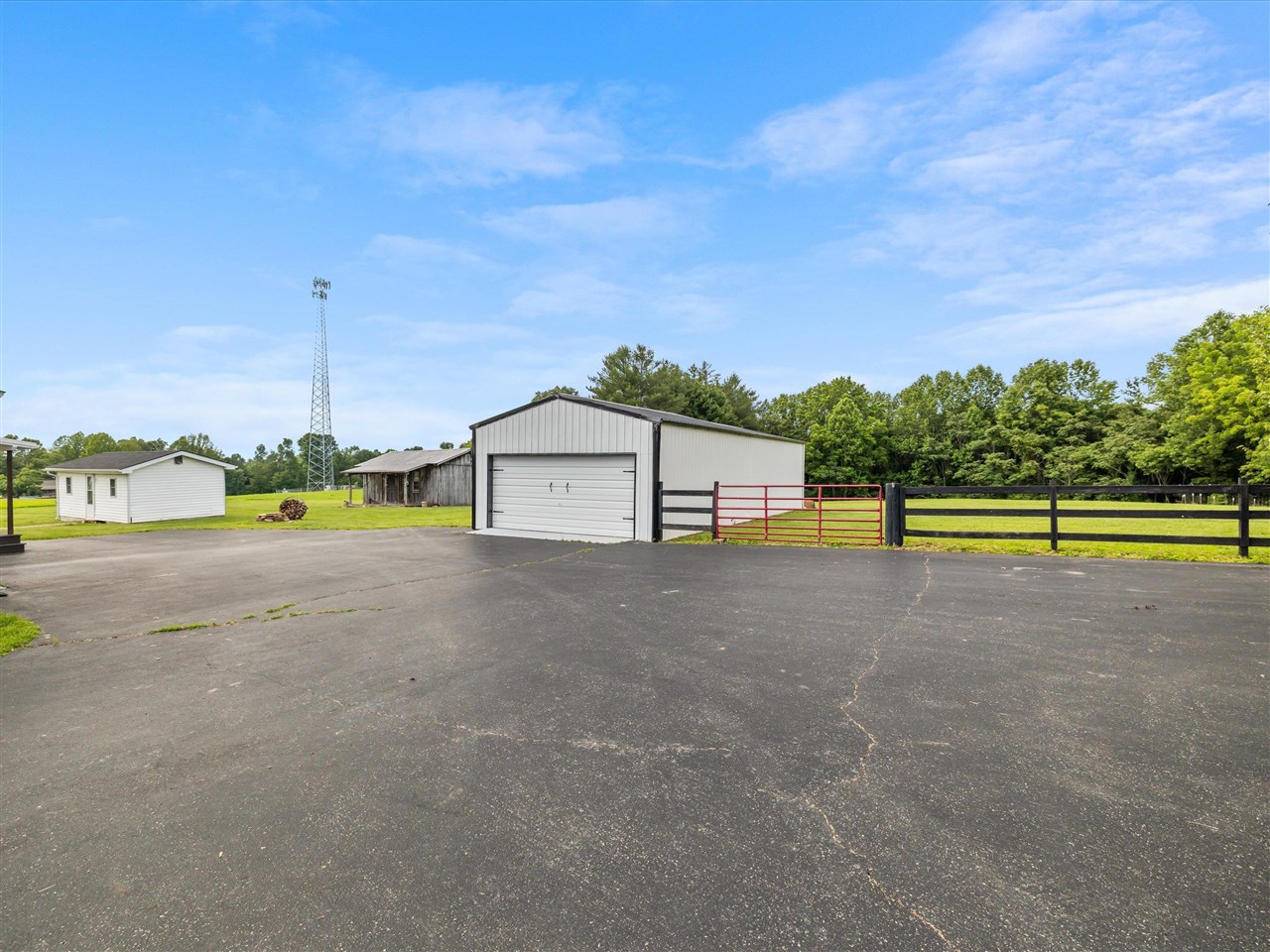 5695 Caneyville Road