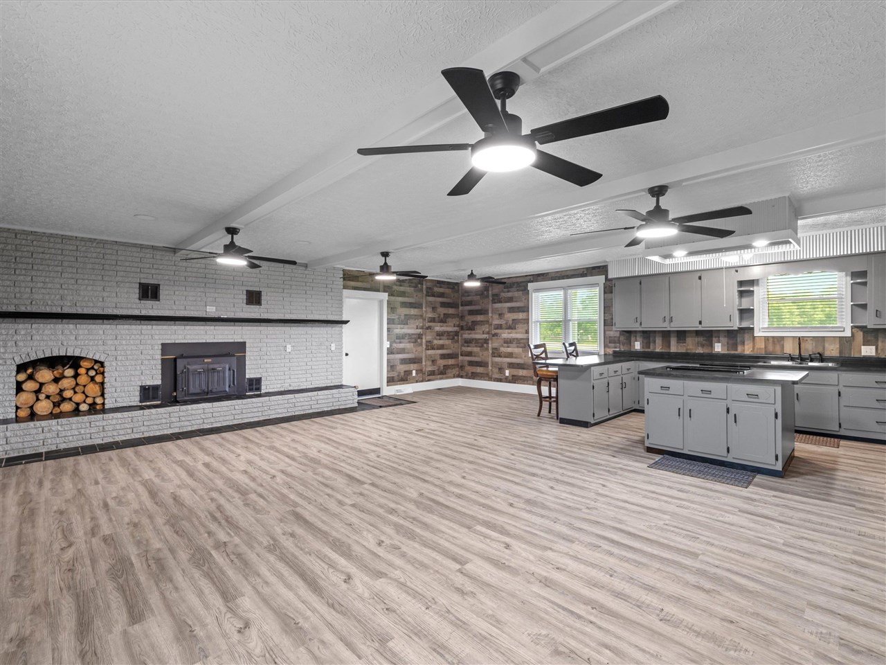 5695 Caneyville Road