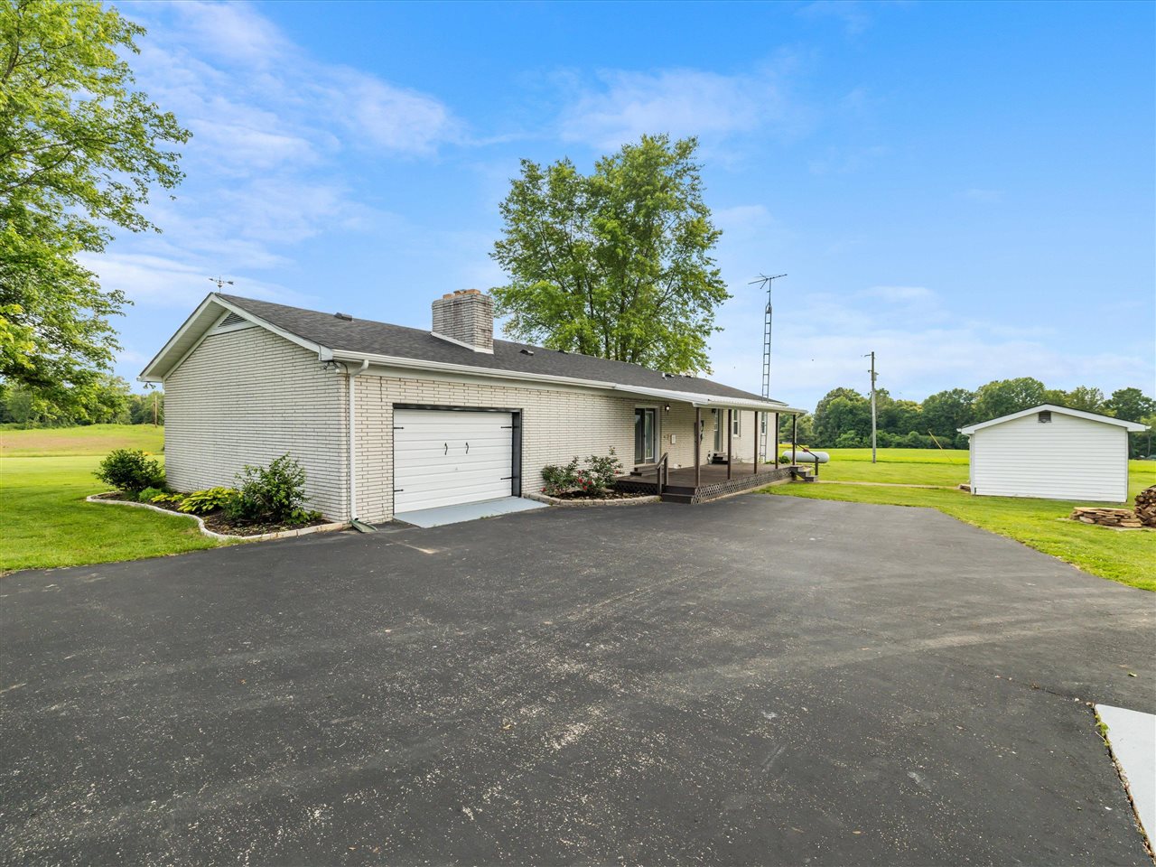 5695 Caneyville Road