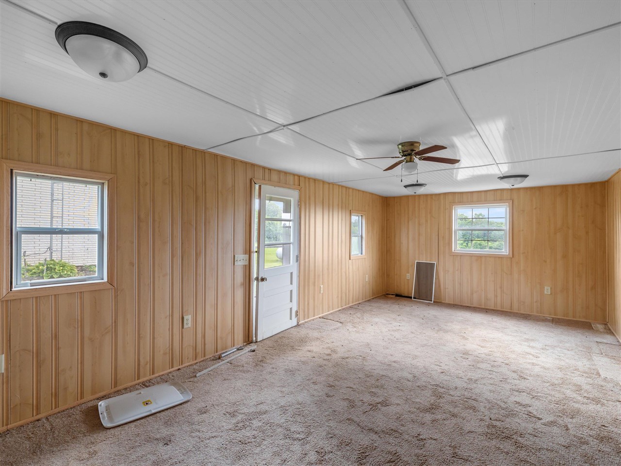 5695 Caneyville Road