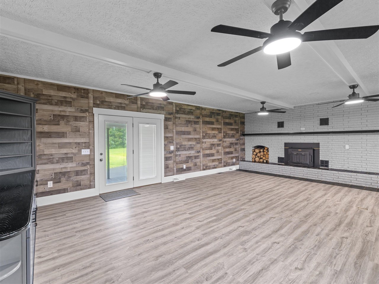 5695 Caneyville Road