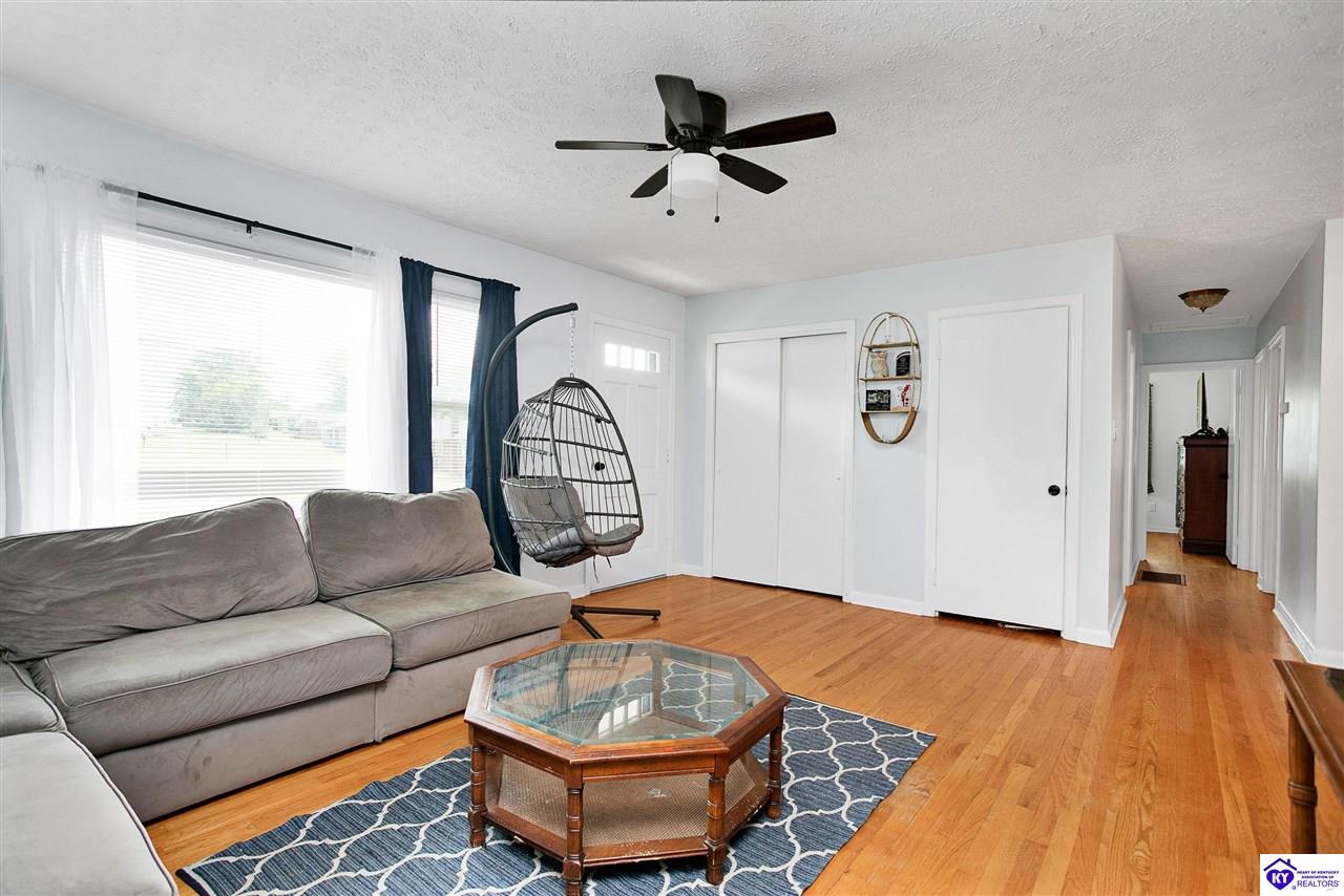 Listing Picture 238 French Street Elizabethtown, KY 42701 MLS HK25002299