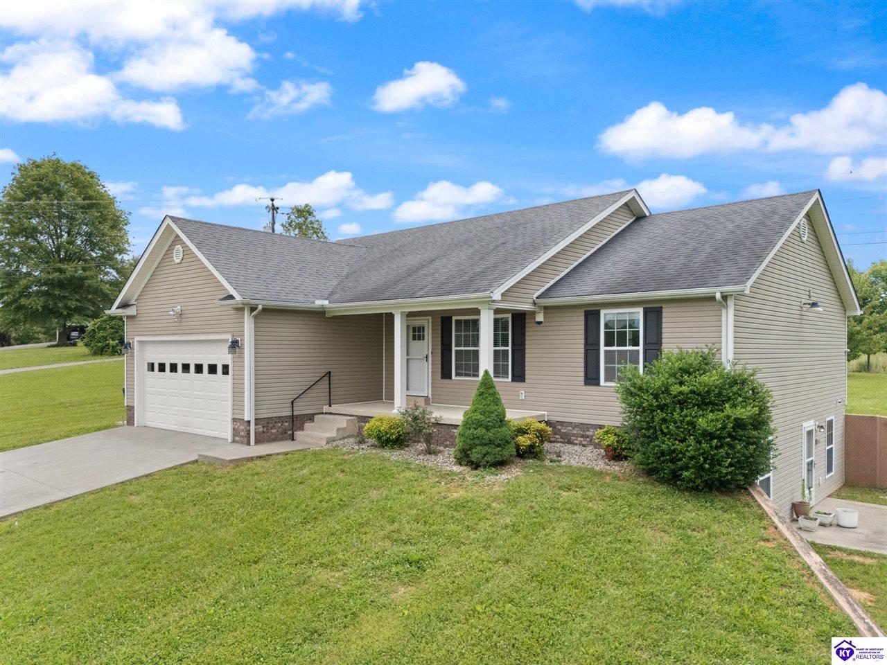 Listing Picture 4136 New Jackson Highway Hodgenville, KY 42748 MLS HK25002315