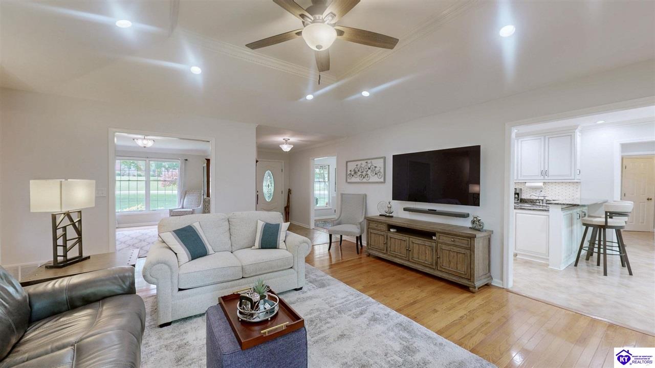 Listing Picture 150 E Laurel River Drive Shepherdsville, KY 40165 MLS HK25002318